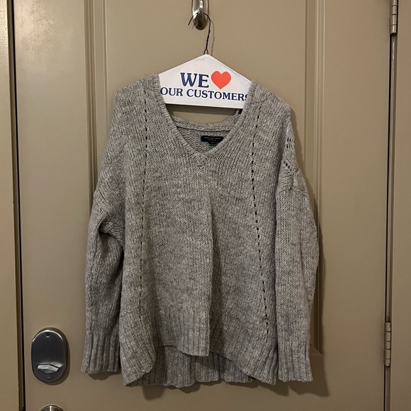 American Eagle sweater with hood - Picture 5 of 5